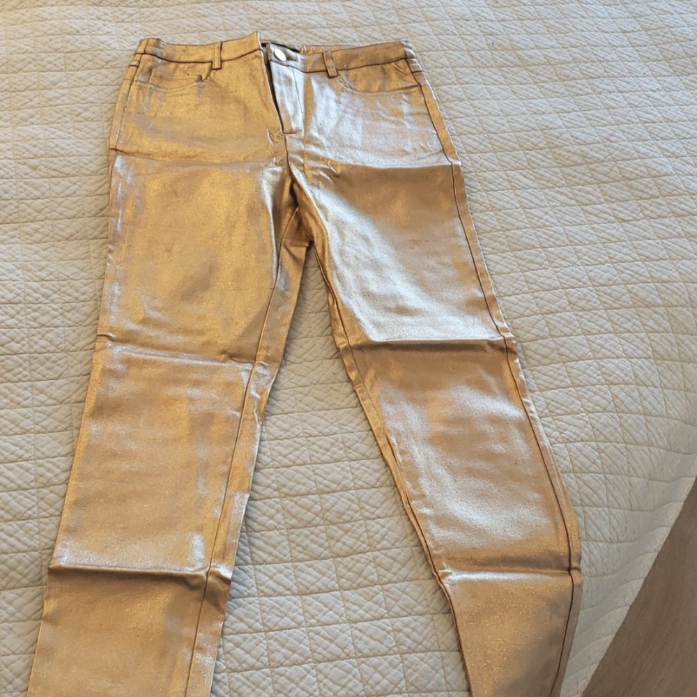 Forever 21 rose gold shiny jeggings, Size M